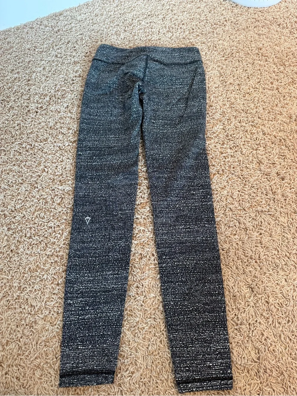 Ivivva heathered black